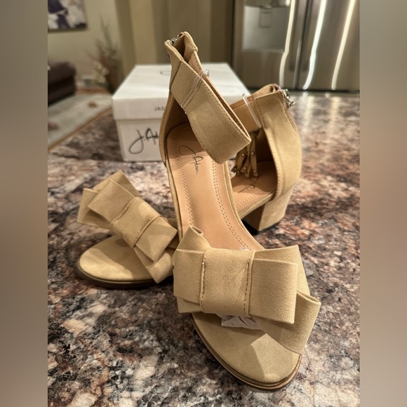 J. Adams Shoes - J. Adams Tan Bow Block Heel Sandals